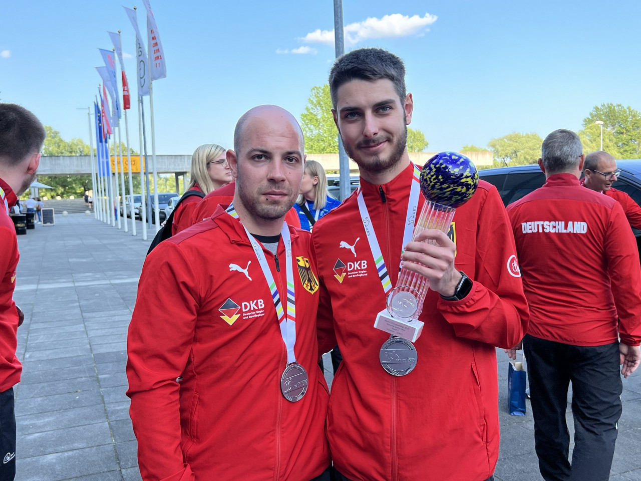 Sie sind Vizeweltmeister: Die beiden VfB-Kegler Mario Nüsslein und Lukas Funk