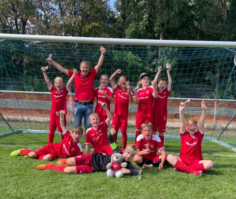 U 10 wird zweiter  beim Rewe-Sommercup des FC Phönix Schleißheim