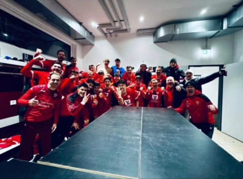 Erste siegt mit 5:0 gegen Wacker München