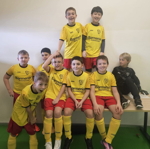 U10-gelb und U1-rot auf Turnieren unterwegs