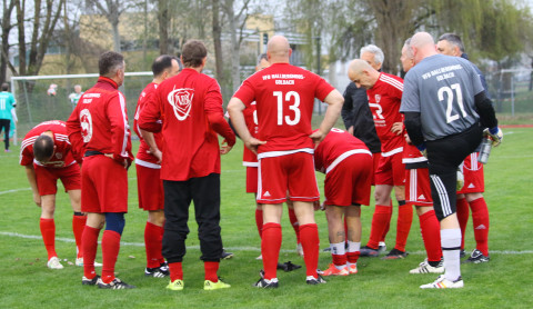 Historischer Auftakt: Ü50 AH siegt im ersten Ligaspiel deutlich