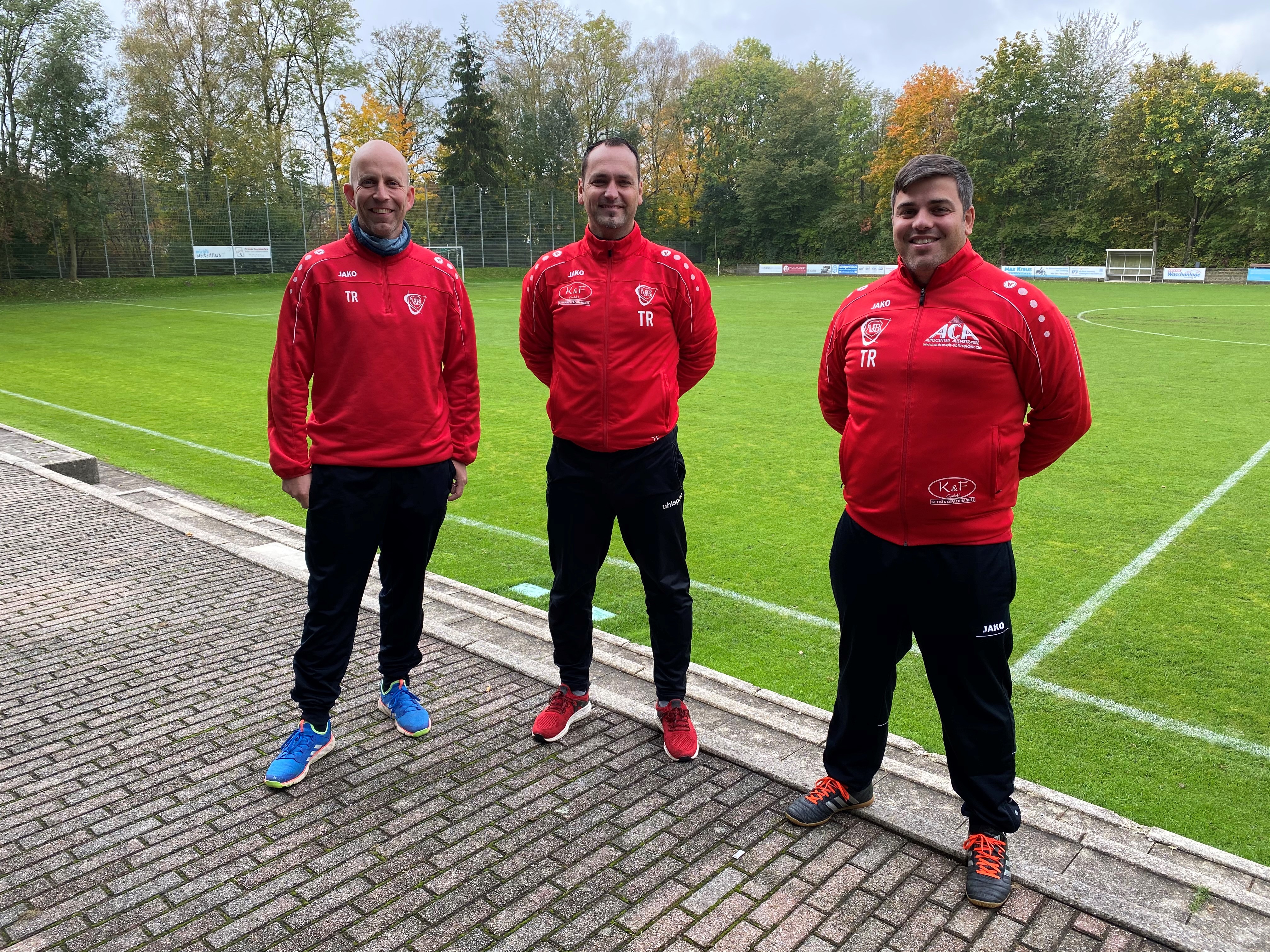 Ilker Dirlik (E2+E3), Thomas Fust (D1) und Sebastian Papenmeyer (F1) bei der Trainerfortbildung in Ismaning